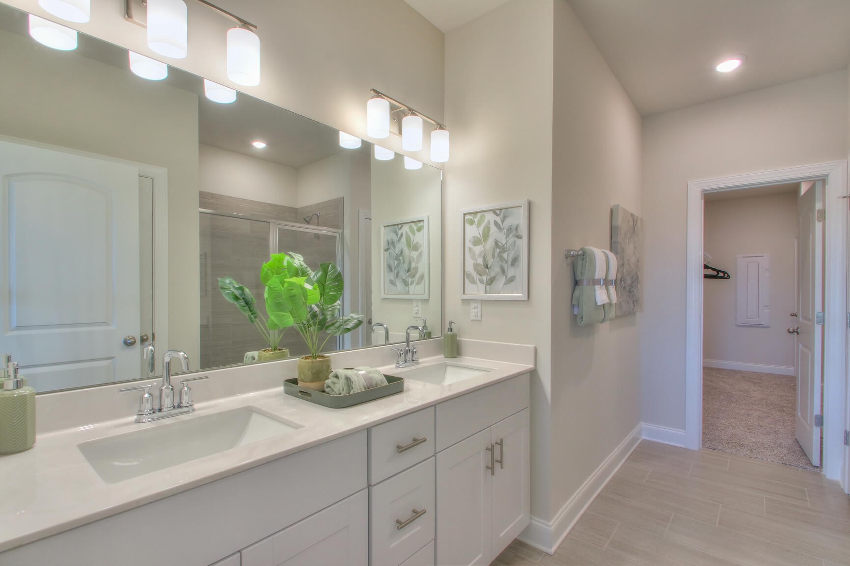 1780 Flora Grove Hermitage TN 37076