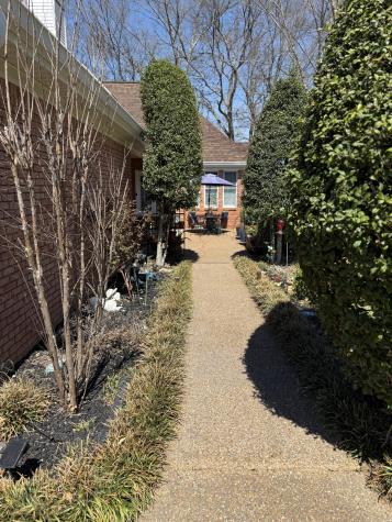 1017 Gwendolyn Drive Lebanon TN 37087