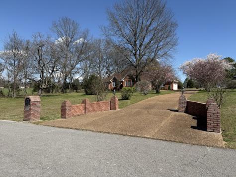 1017 Gwendolyn Drive Lebanon TN 37087