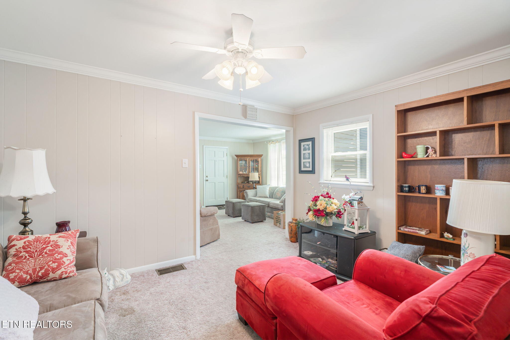 905 Cumberland Street Harriman TN 37748