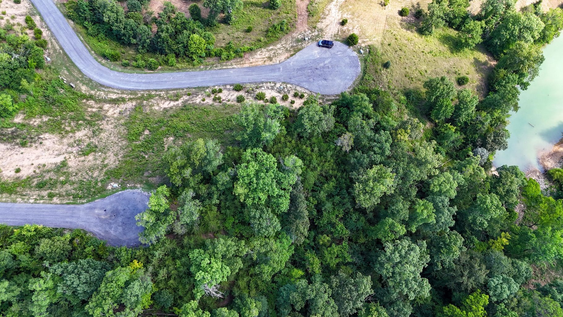 9 Stone Cove Way Dandridge TN 37725