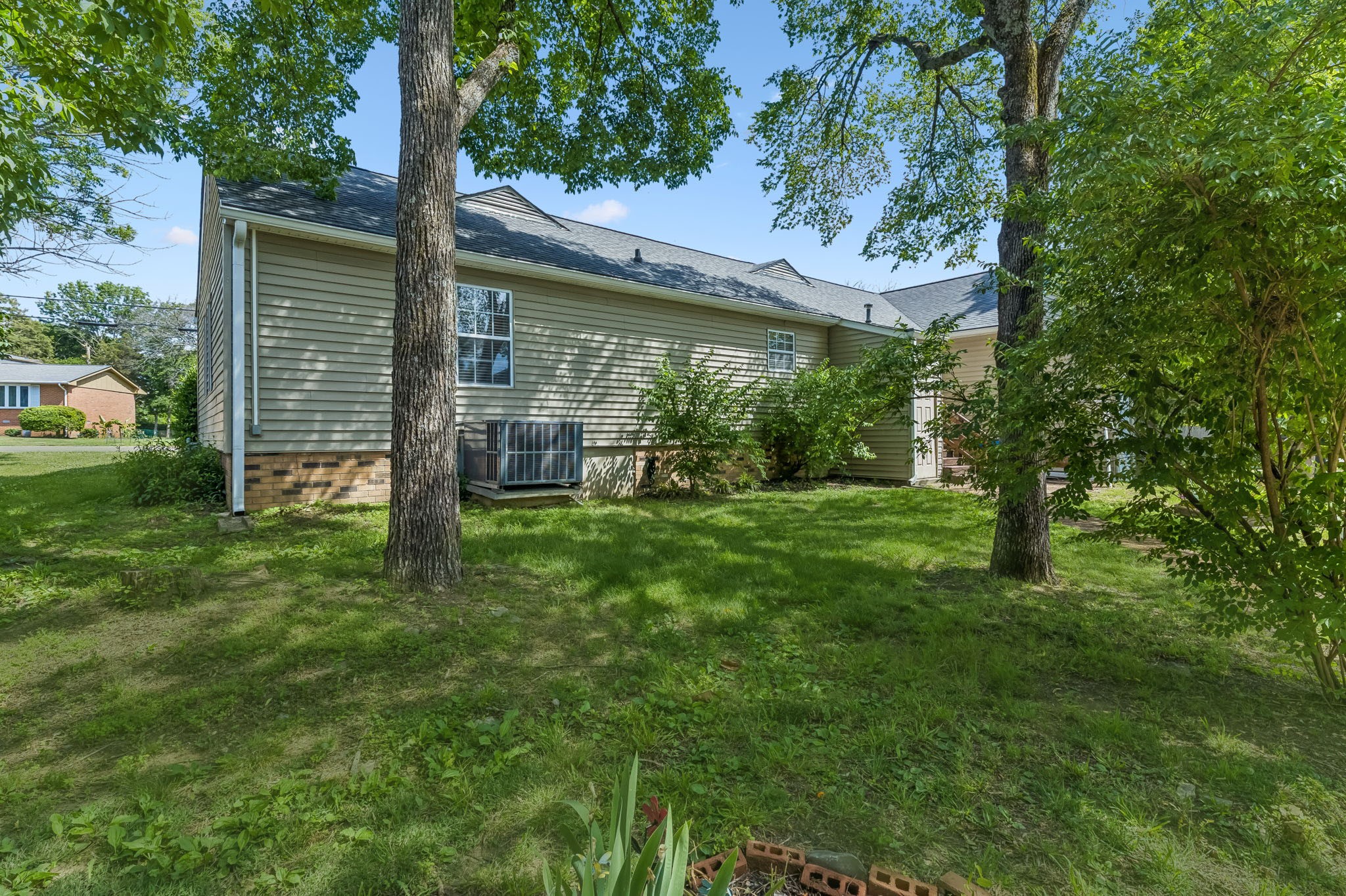 3876 Priest Lake Drive Nashville TN 37217