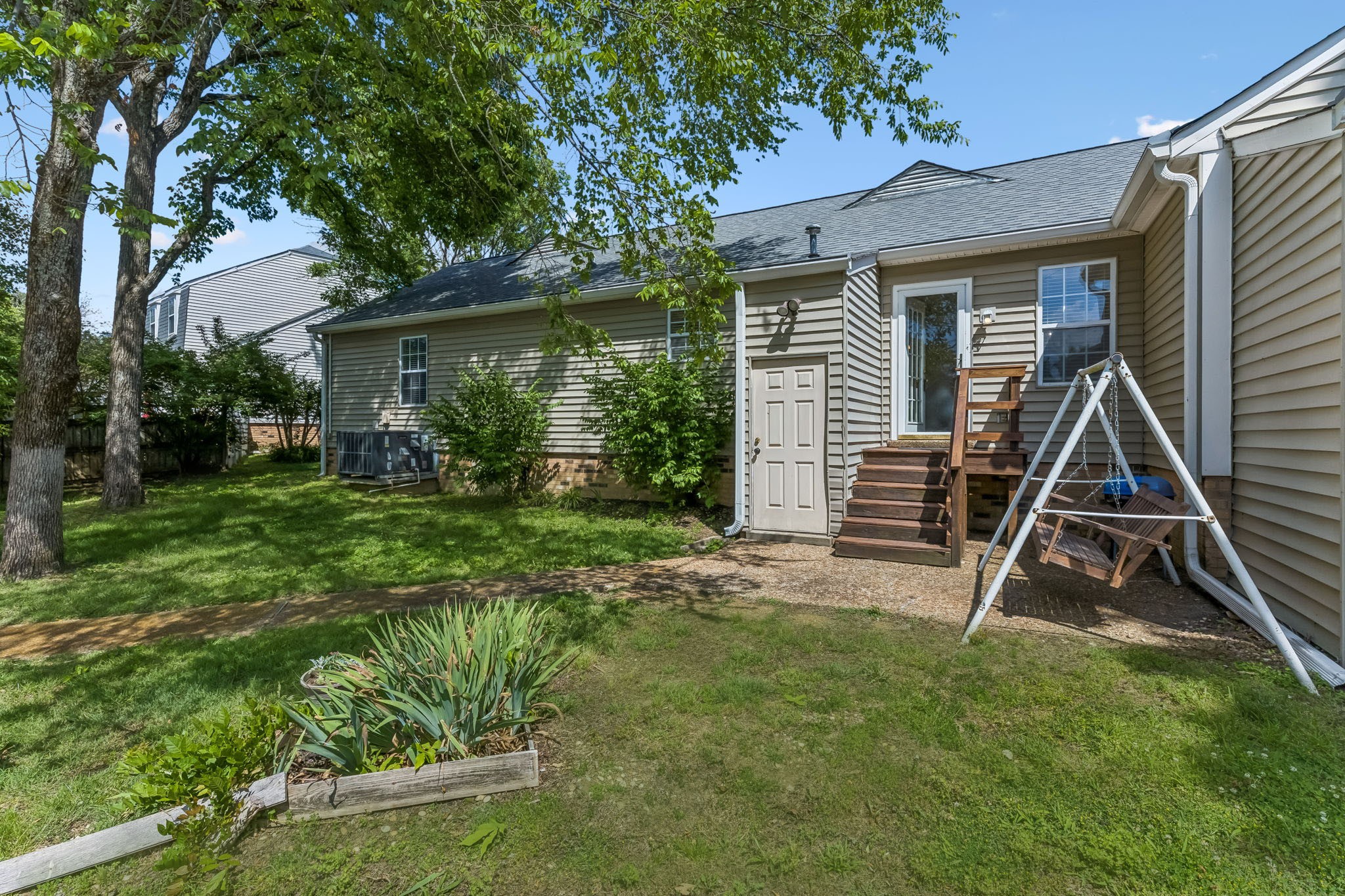 3876 Priest Lake Drive Nashville TN 37217