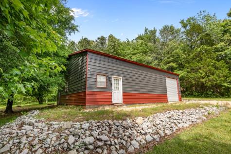 6120 Flatwoods Road Camden TN 38320