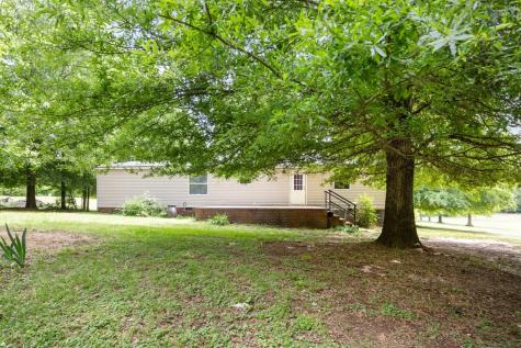 6120 Flatwoods Road Camden TN 38320
