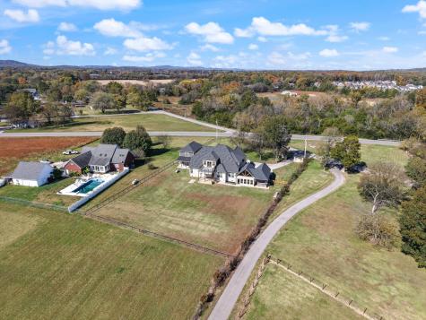 4999 Crescent Lane Murfreesboro TN 37128