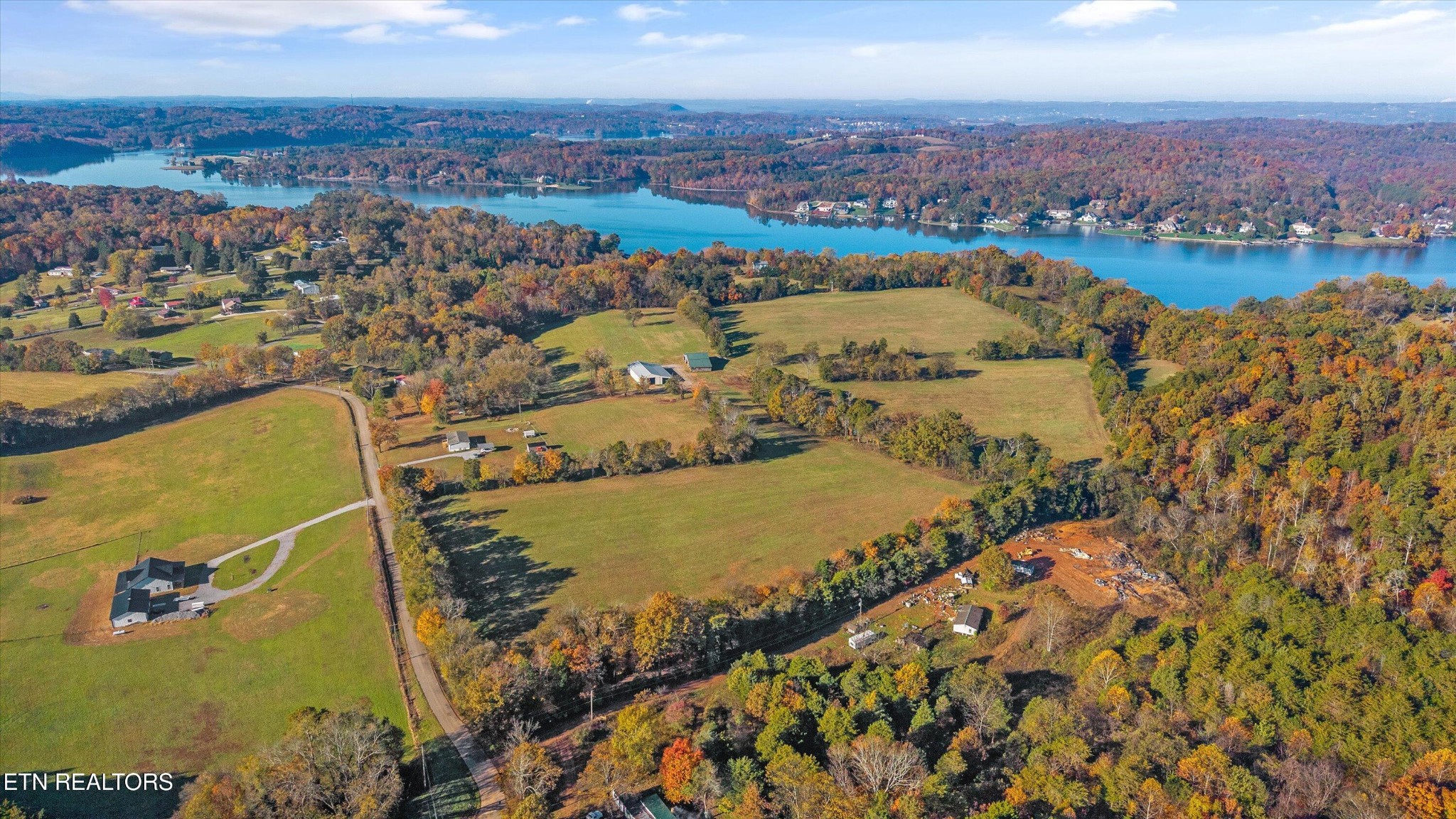 727 Bales Hollow Road Friendsville TN 37737