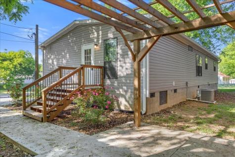 403 W Bank Street Athens TN 37303