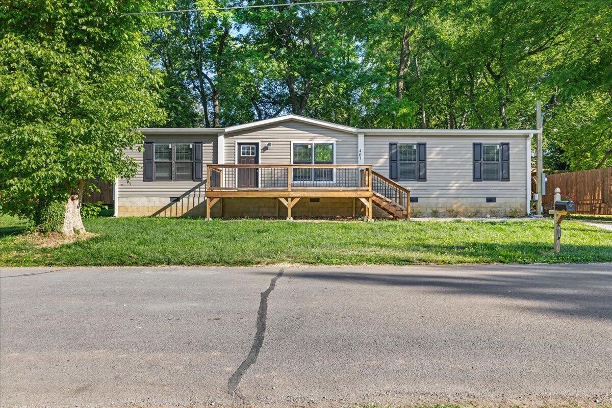 403 W Bank Street Athens TN 37303