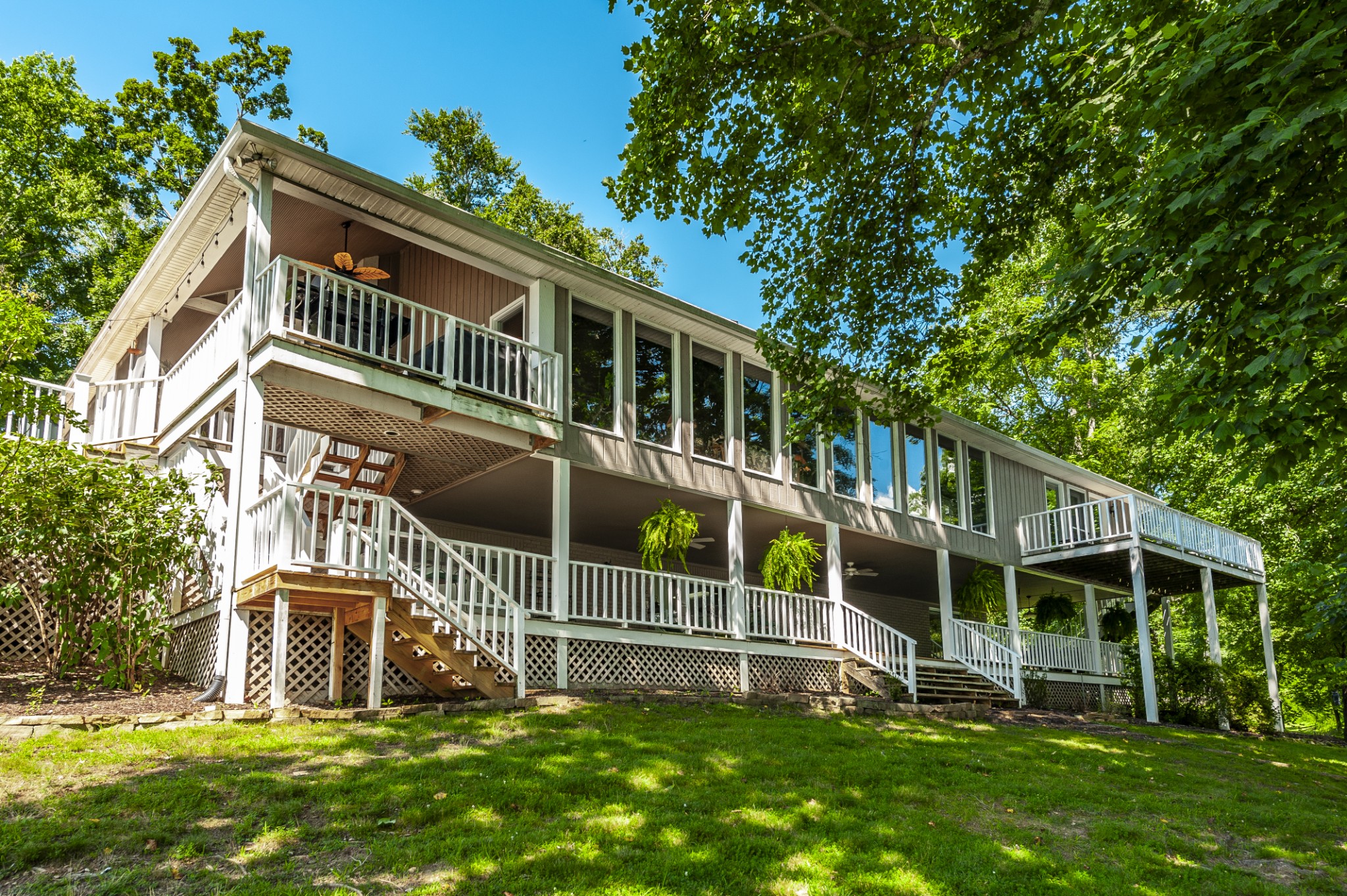 601 Indian Lake Road Hendersonville TN 37075