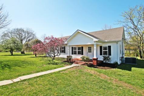 2328 Old Greenbrier Pike Greenbrier TN 37073