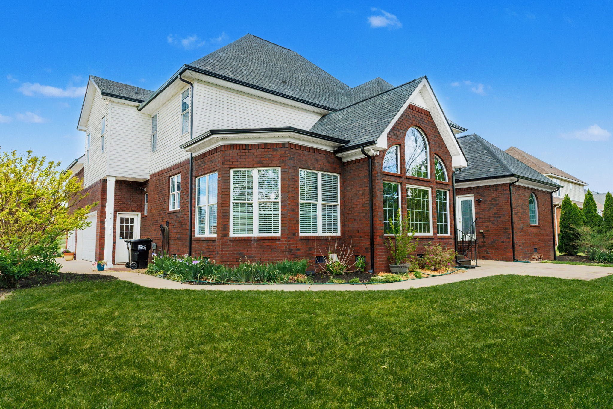 2292 Alexander Boulevard Murfreesboro TN 37130