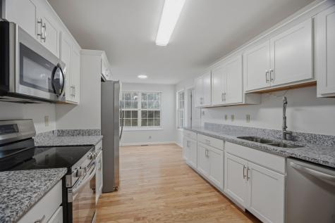 230 Woodruff Road Adams TN 37010