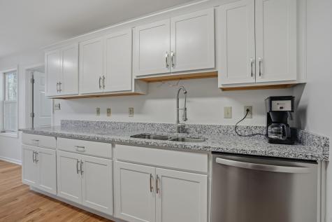 230 Woodruff Road Adams TN 37010