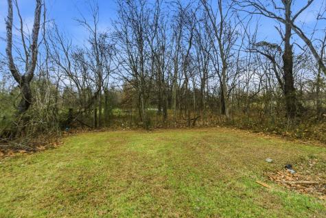 230 Woodruff Road Adams TN 37010