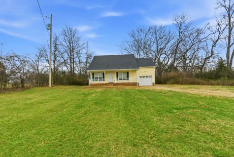 230 Woodruff Road Adams TN 37010