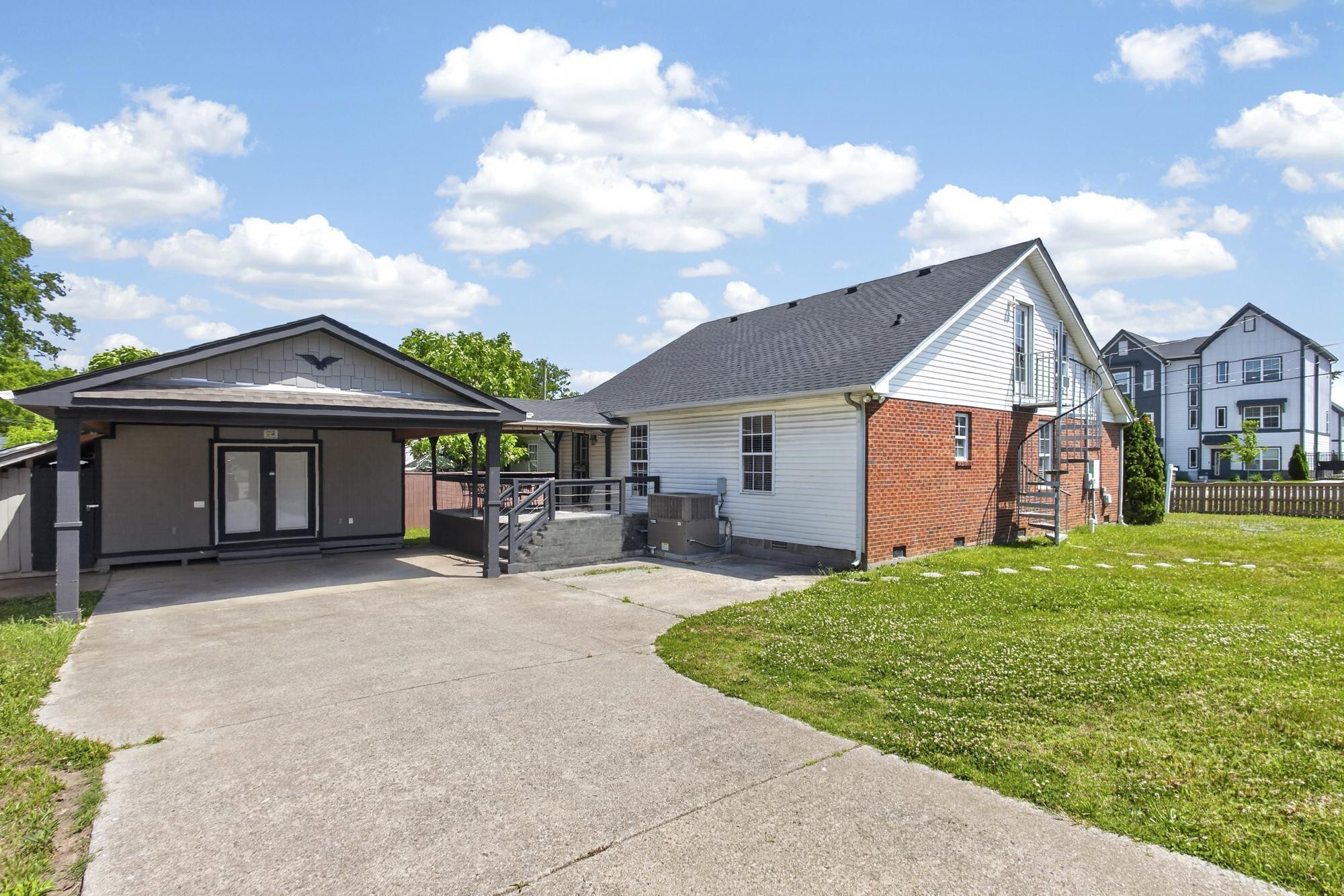 801 N Dupont Ave, N Madison TN 37115