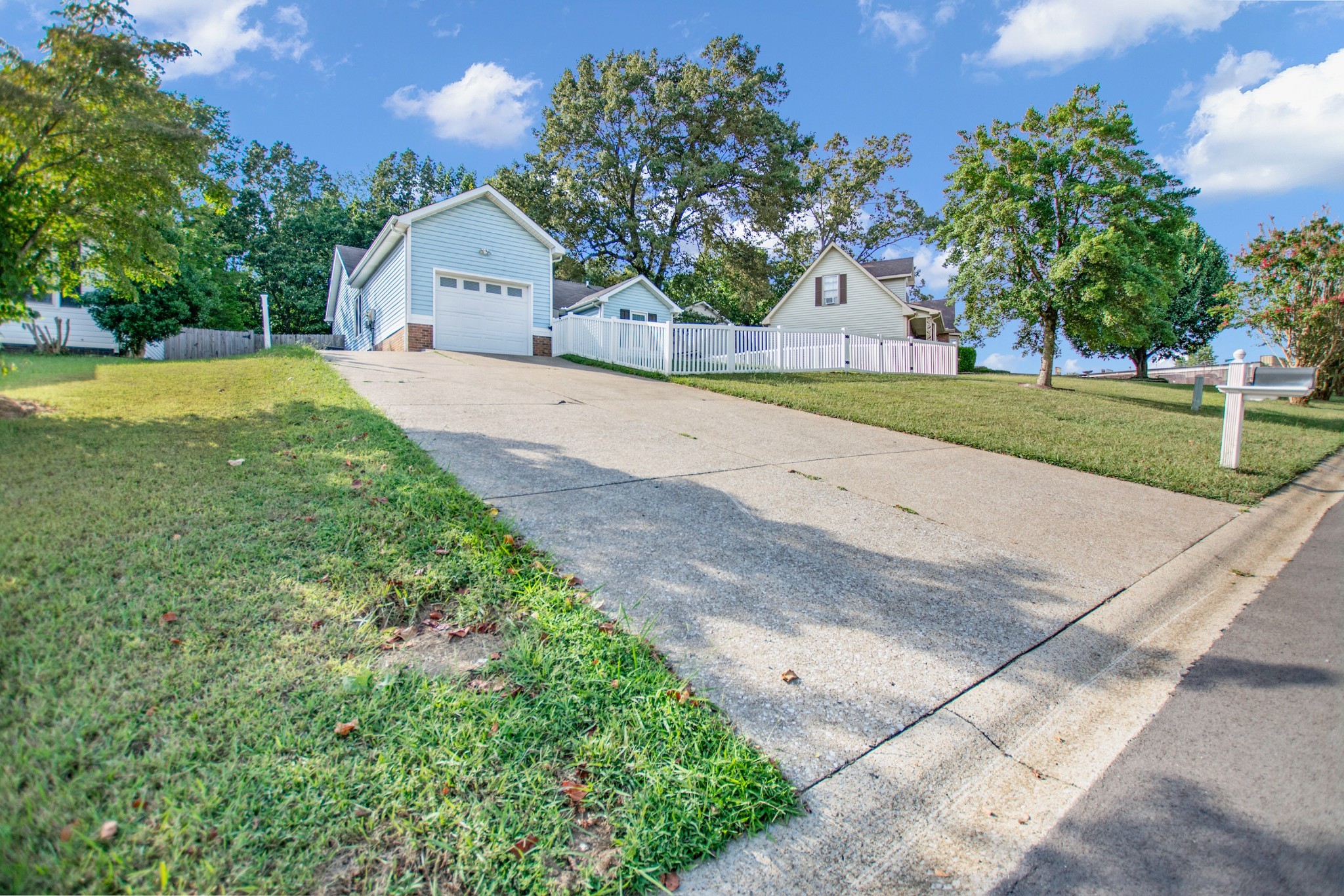 128 S Richview Road Clarksville TN 37043
