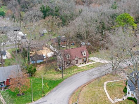 400 Winding Way Columbia TN 38401
