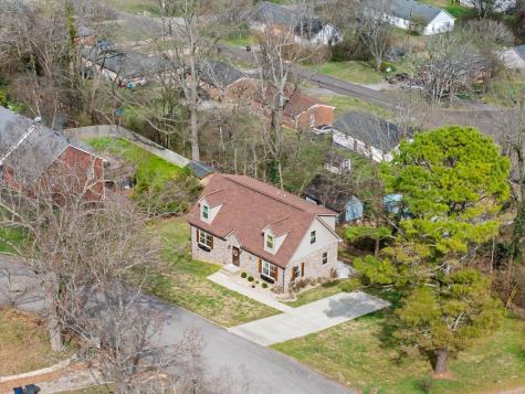 400 Winding Way Columbia TN 38401