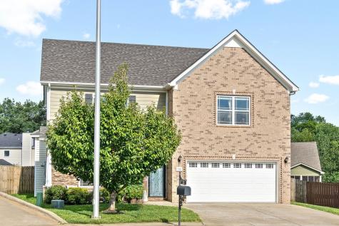 712 Evergreen Court Clarksville TN 37040