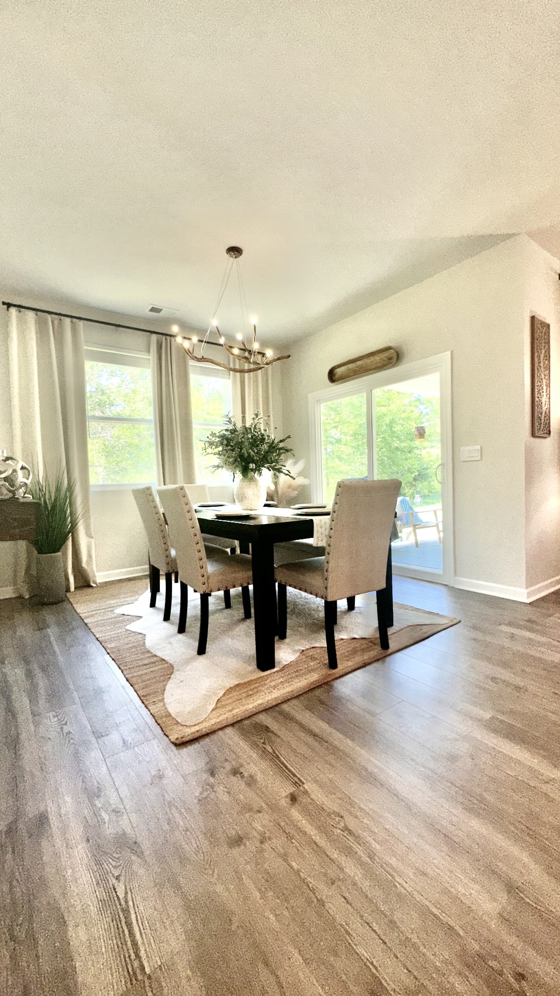 6887 Japonica Lane White House TN 37188