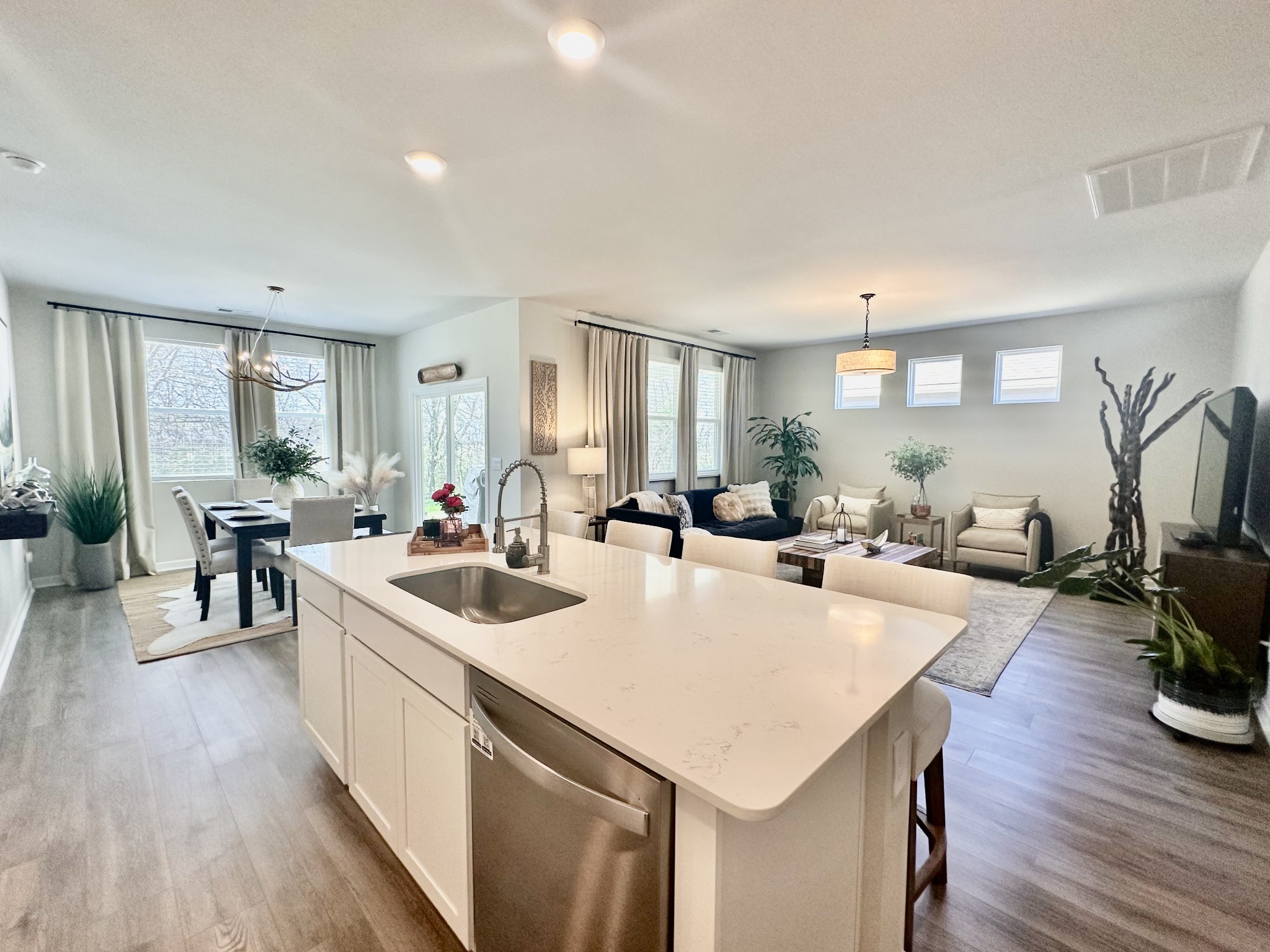 6887 Japonica Lane White House TN 37188