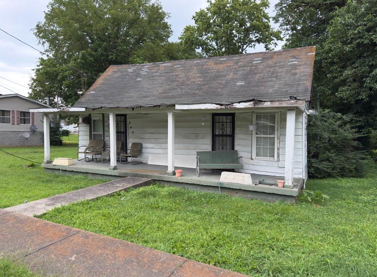 Mount Pleasant TN, 209 Olive Street