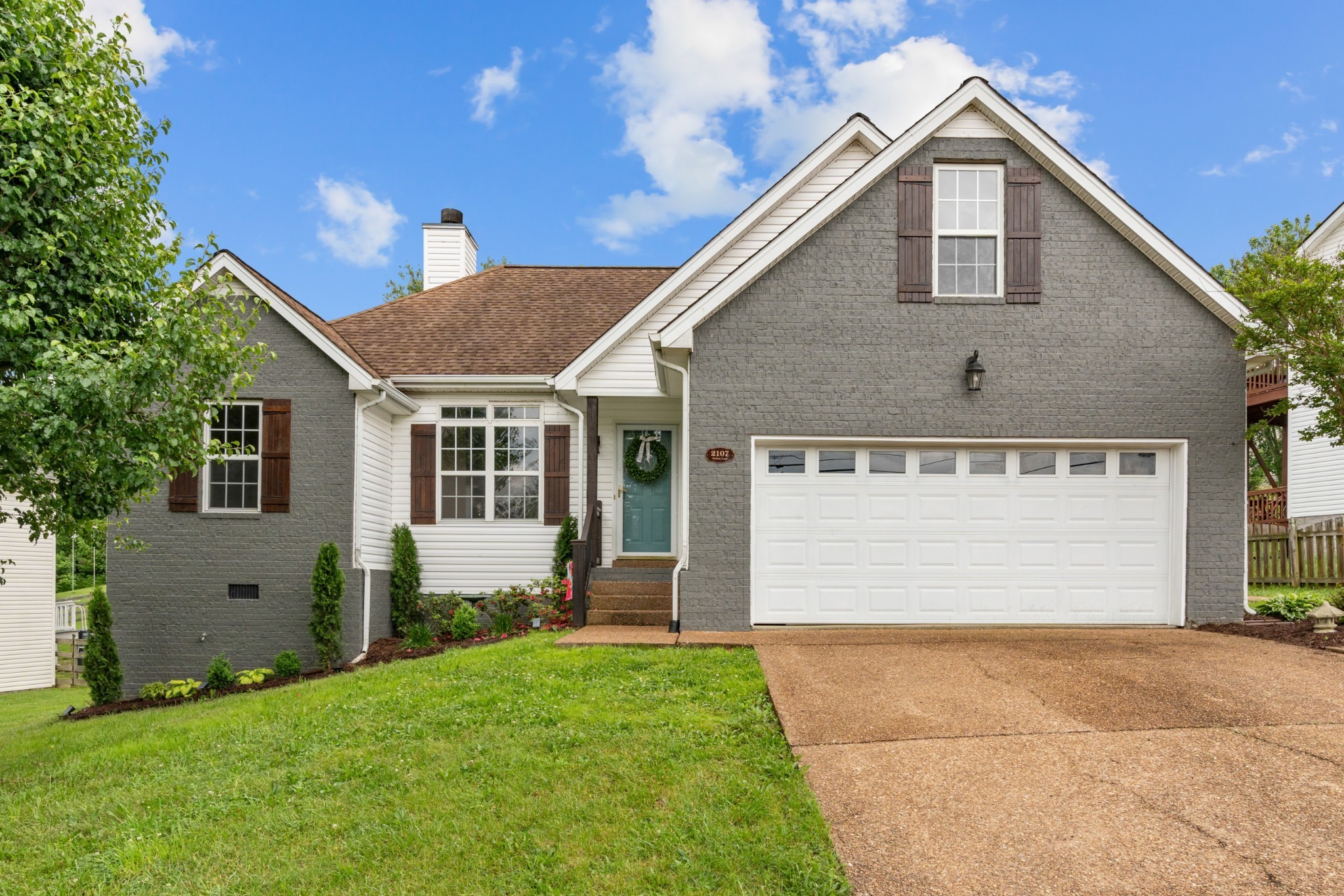 2107 Debbie Lane La Vergne TN 37086