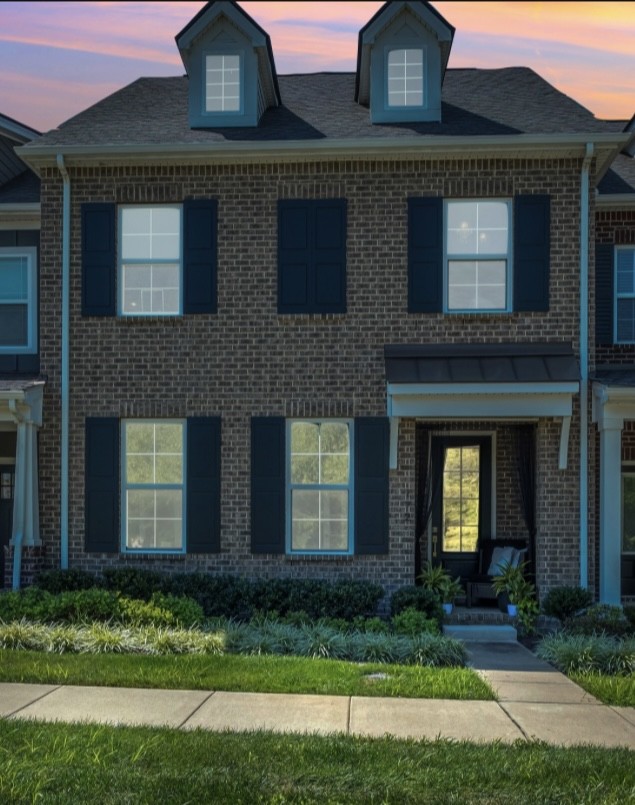 1727 Old Drakes Creek Road Hendersonville TN 37075