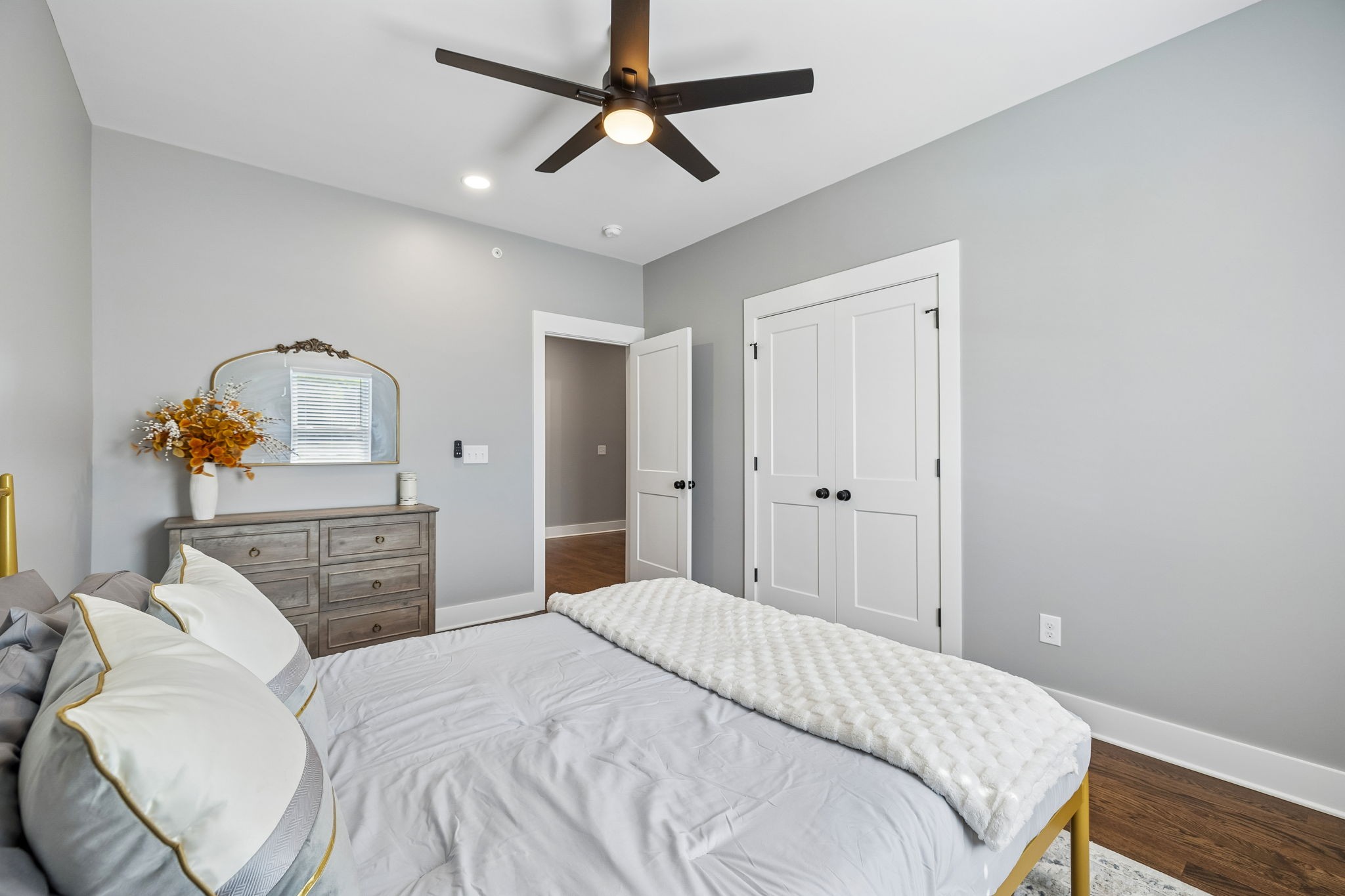 1807 Tn12, S Ashland City TN 37015