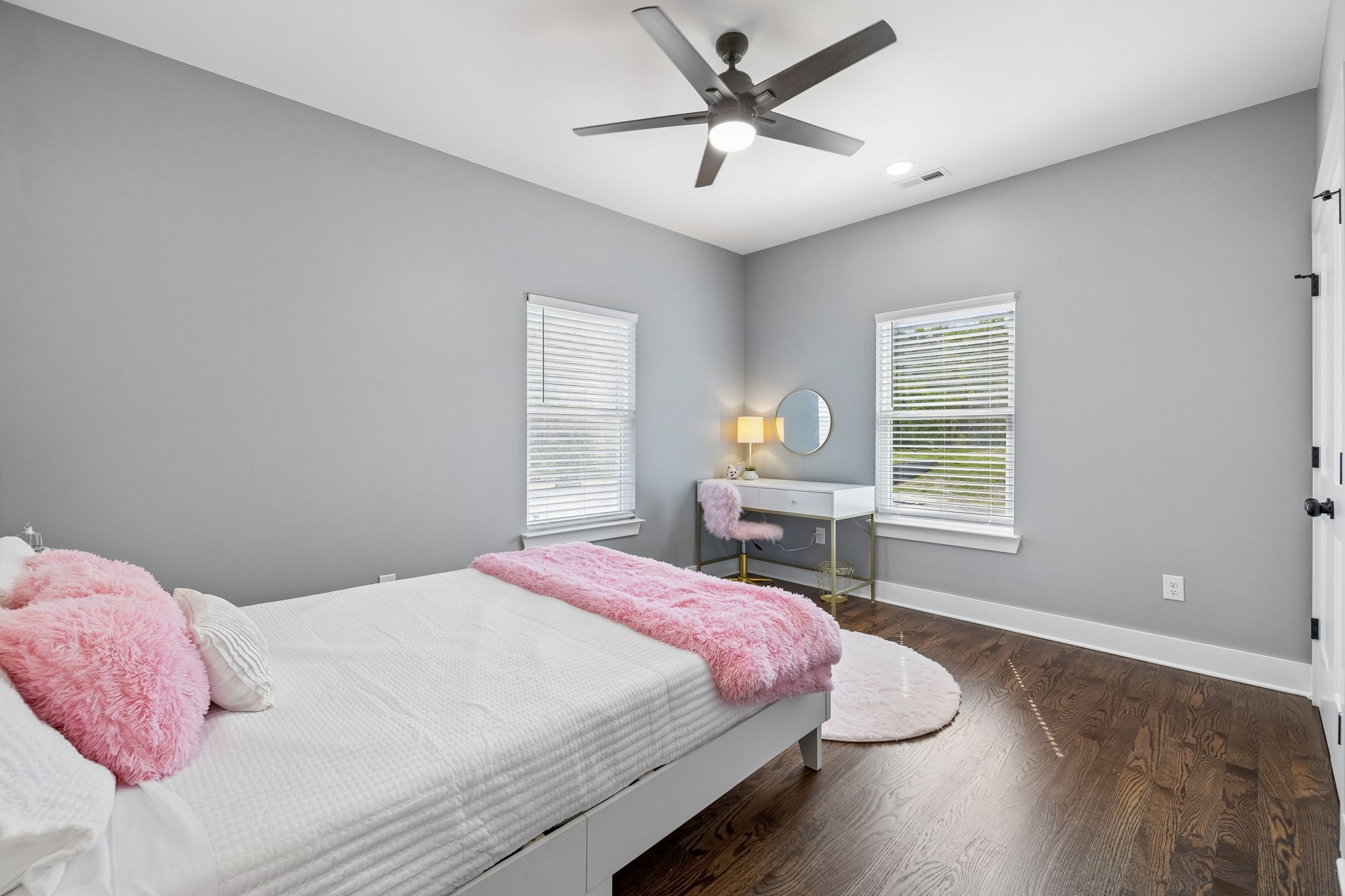 1807 Tn12, S Ashland City TN 37015