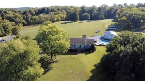 356 Lee Road Cottontown TN 37048