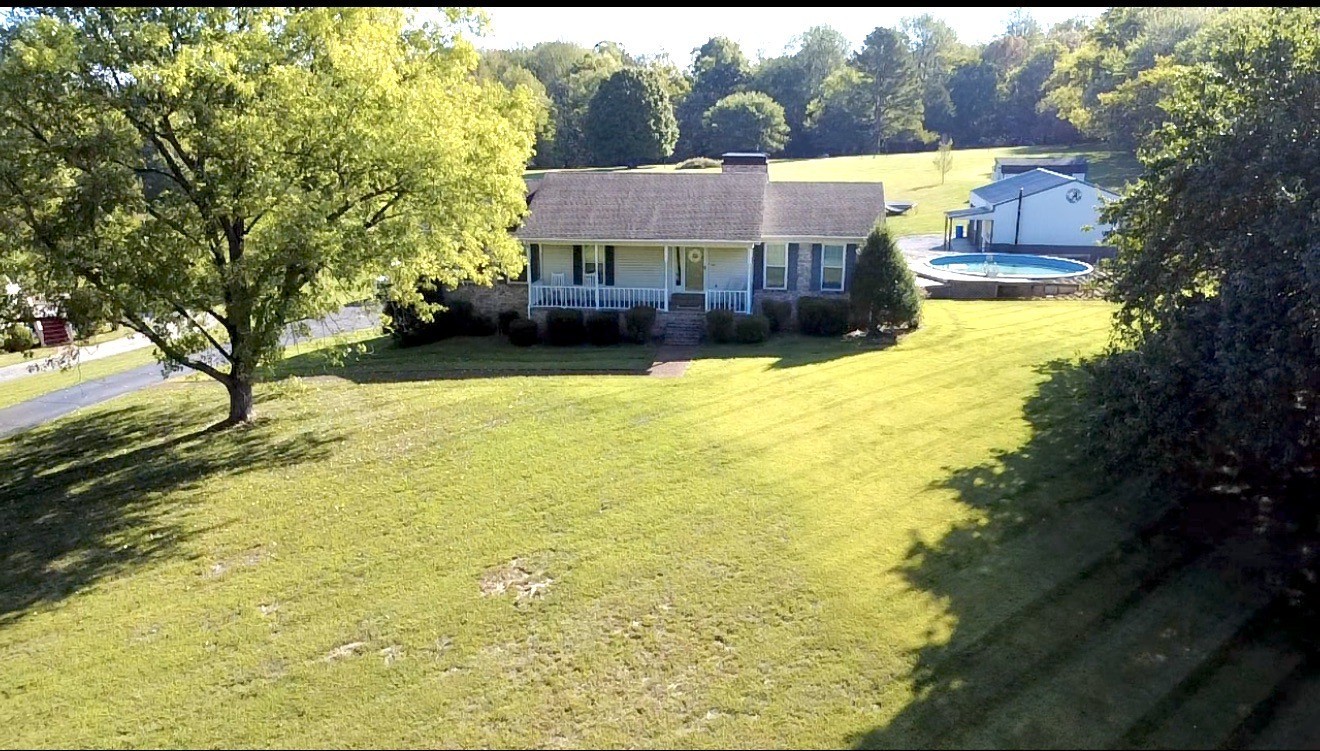 356 Lee Road Cottontown TN 37048