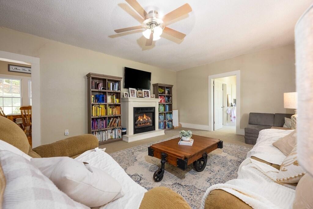 195 Isabella Avenue Copperhill TN 37317