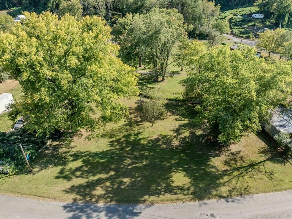 195 Isabella Avenue Copperhill TN 37317