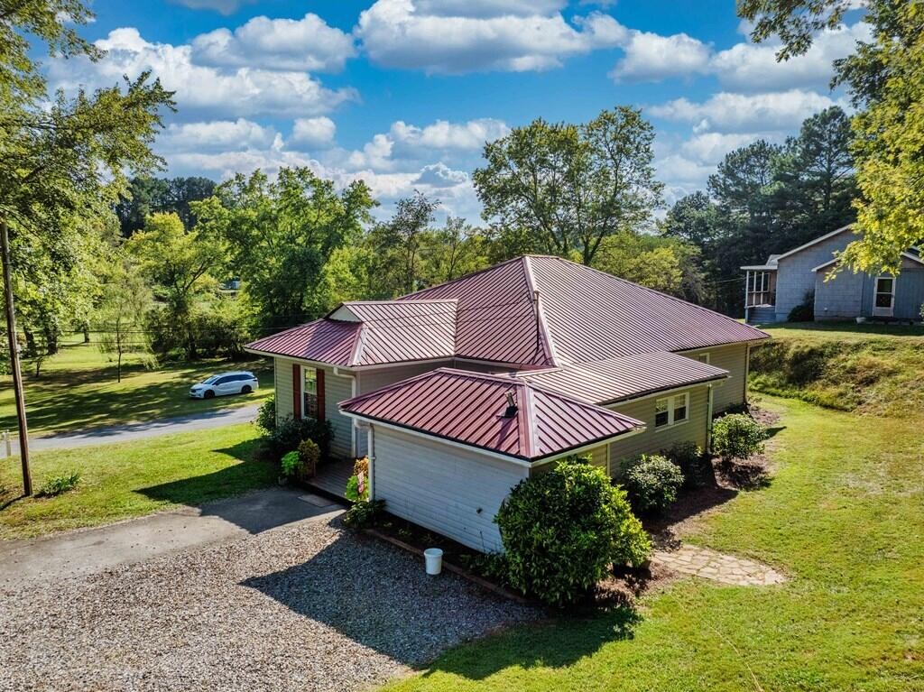 195 Isabella Avenue Copperhill TN 37317