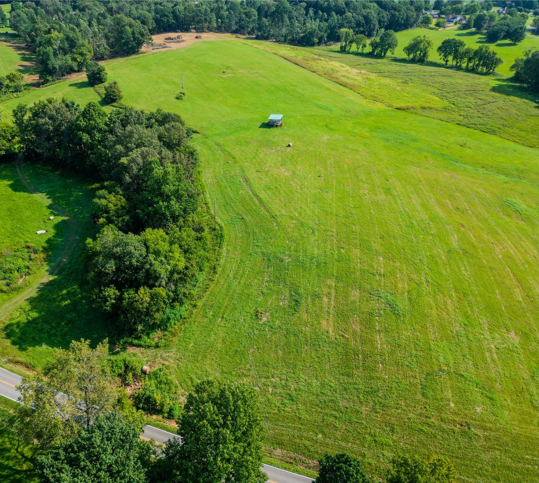 4046 Old Coopertown Road Springfield TN 37172