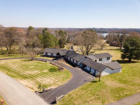 262 Bayshore Drive Hendersonville TN 37075