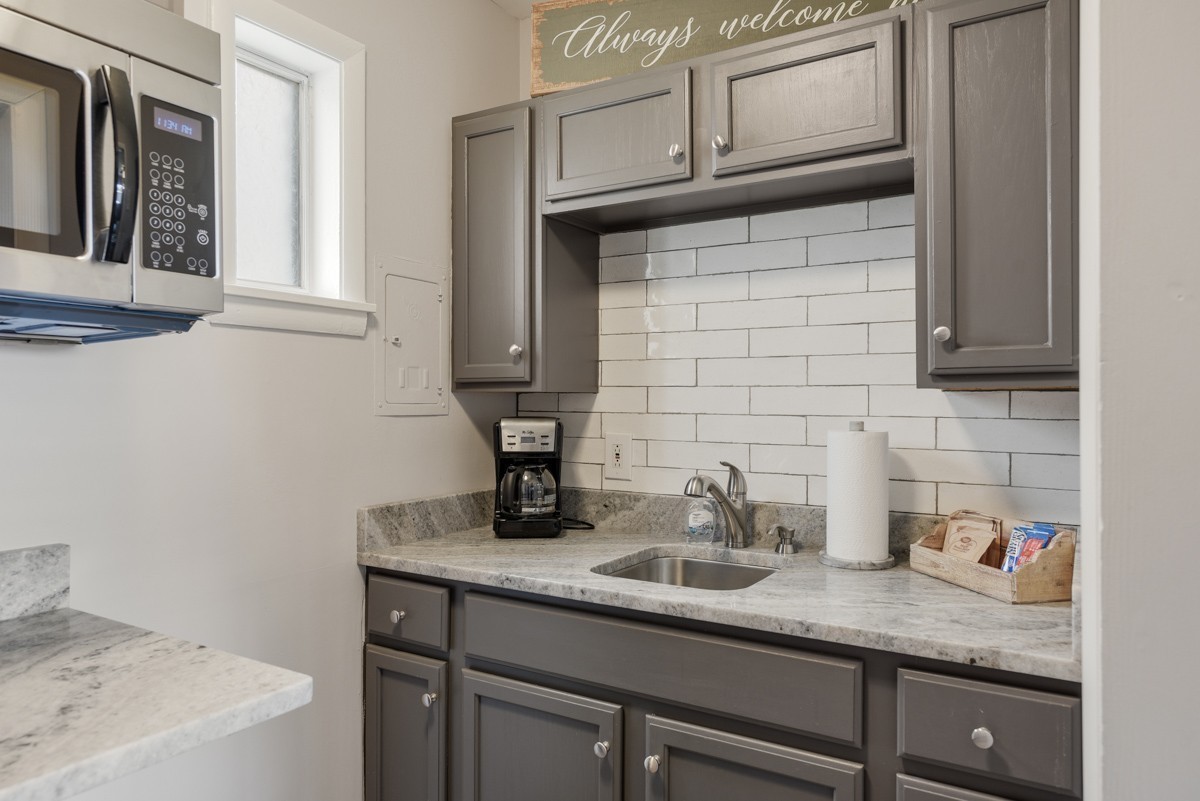 803 Hillview Heights Nashville TN 37204