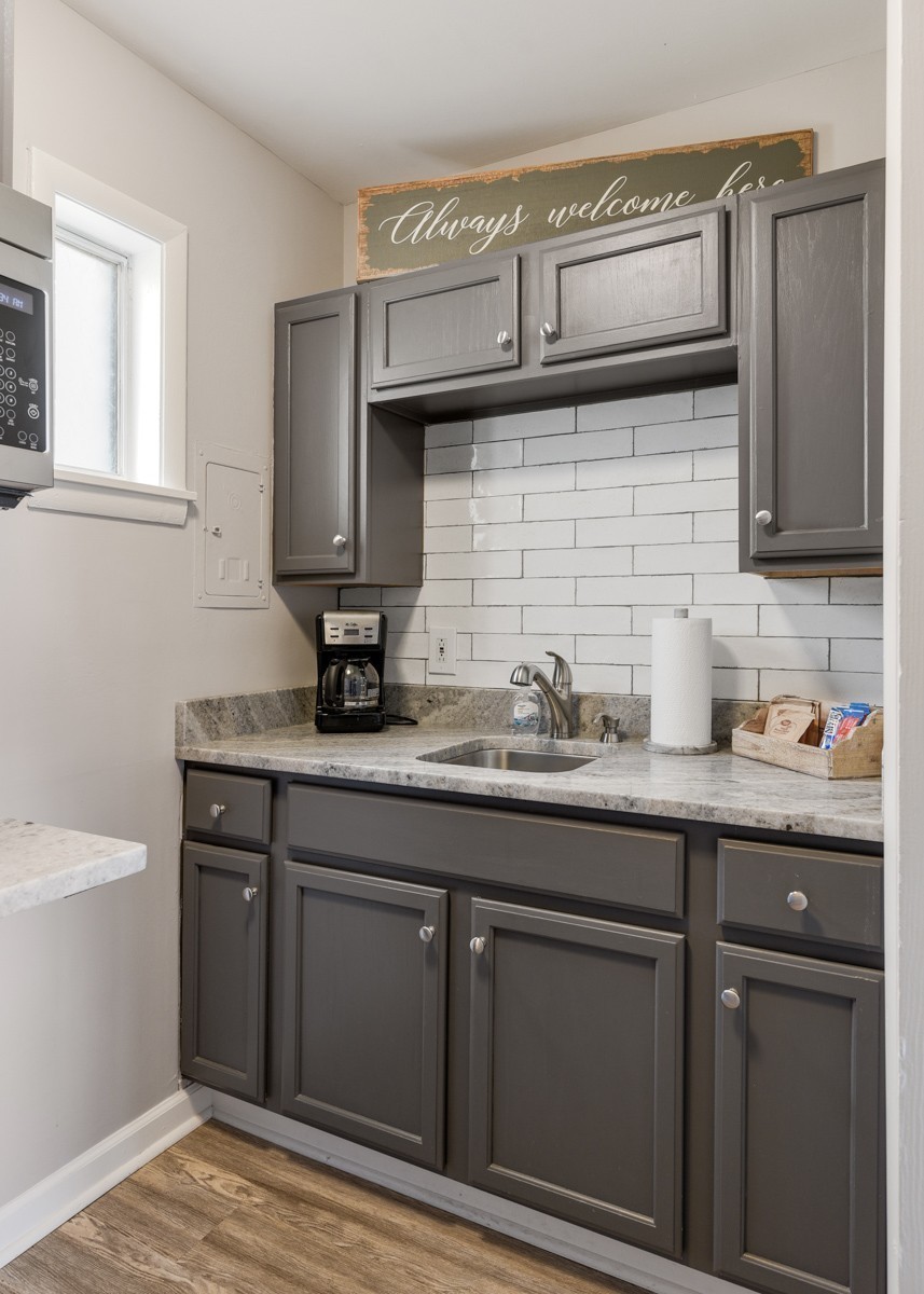 803 Hillview Heights Nashville TN 37204