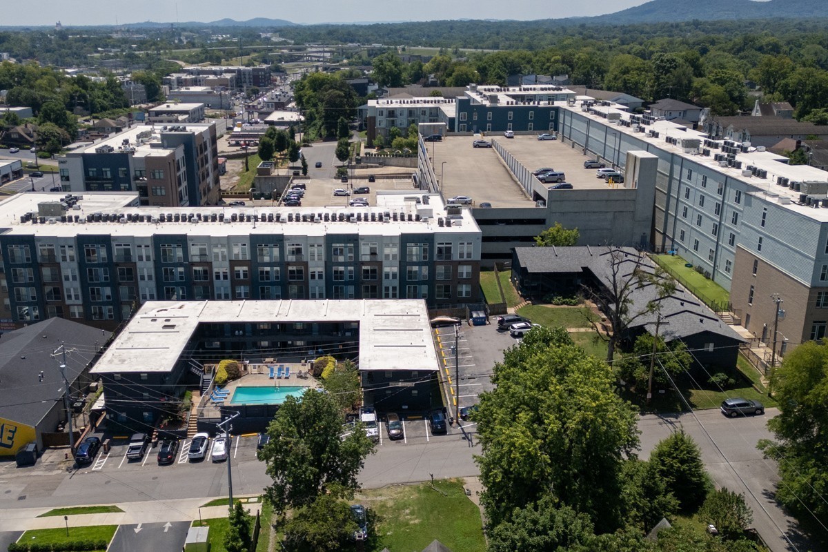 803 Hillview Heights Nashville TN 37204