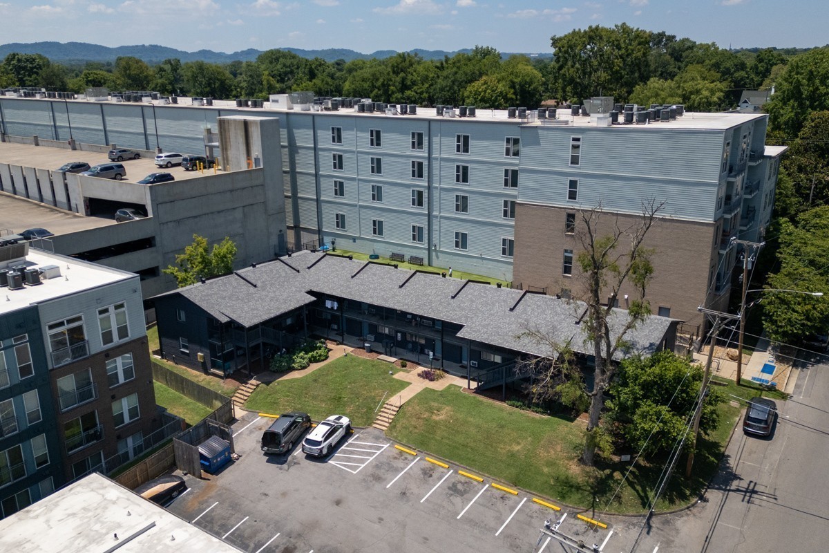 803 Hillview Heights Nashville TN 37204