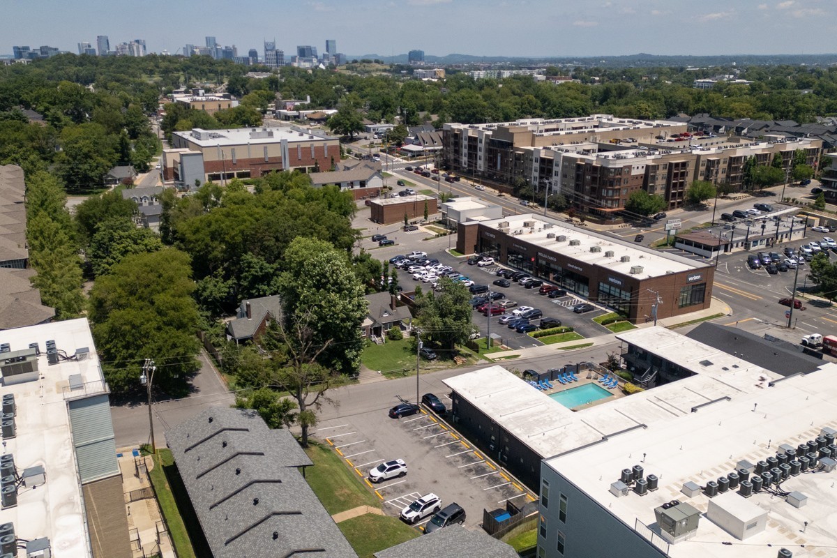 803 Hillview Heights Nashville TN 37204