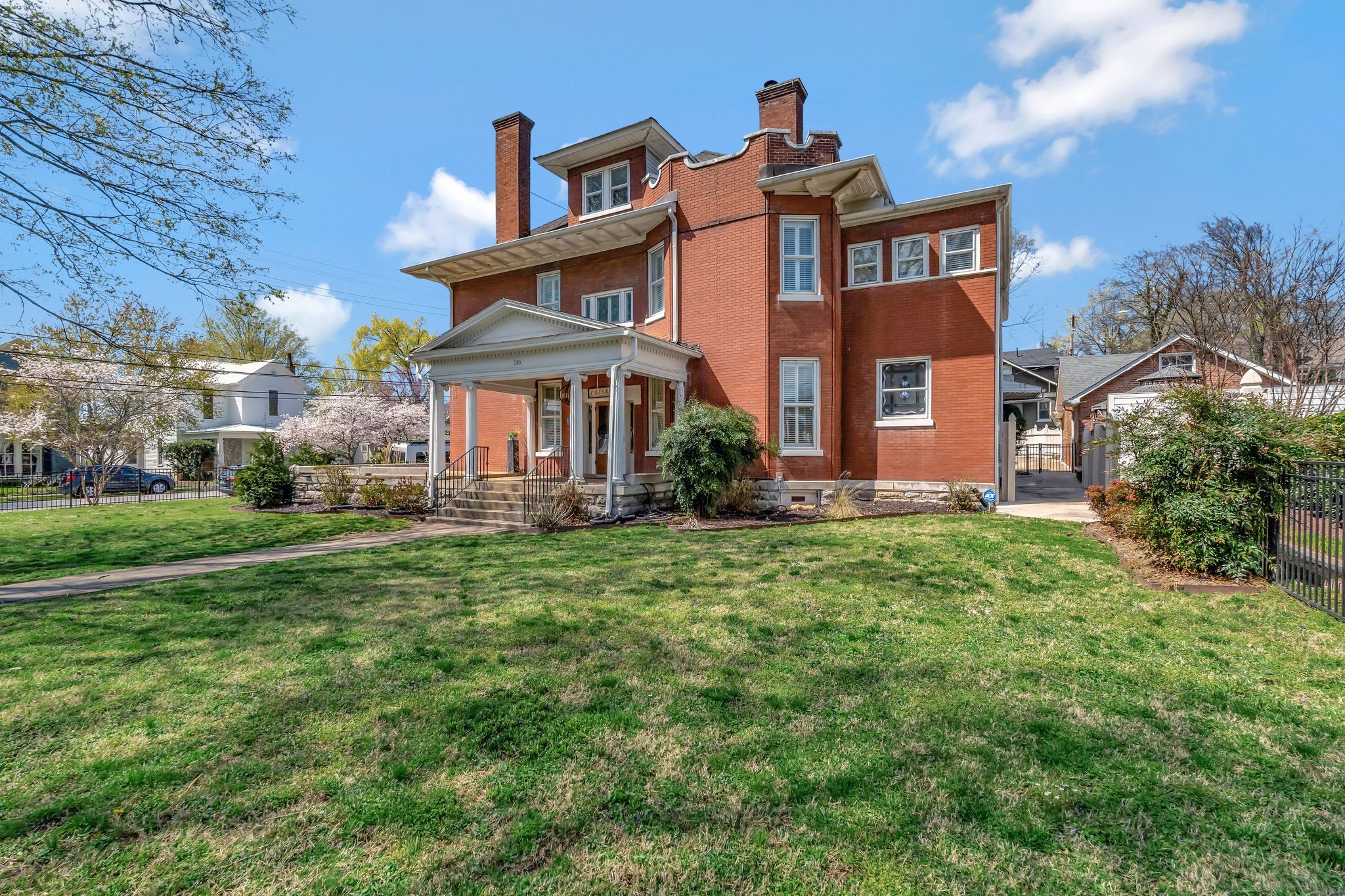 310 W 6th Street Columbia TN 38401
