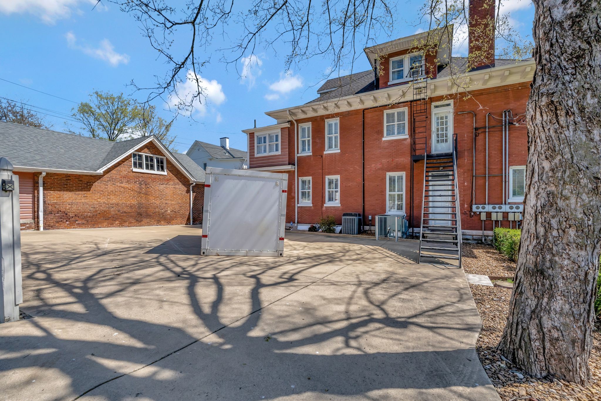 310 W 6th Street Columbia TN 38401