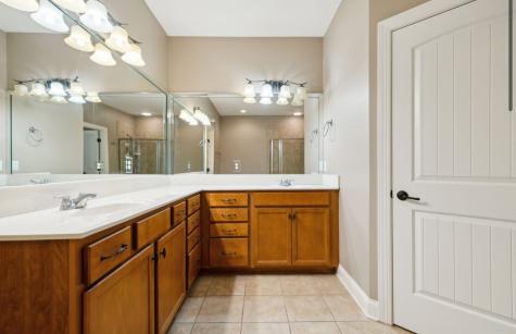 129 Village Circle Lebanon TN 37087