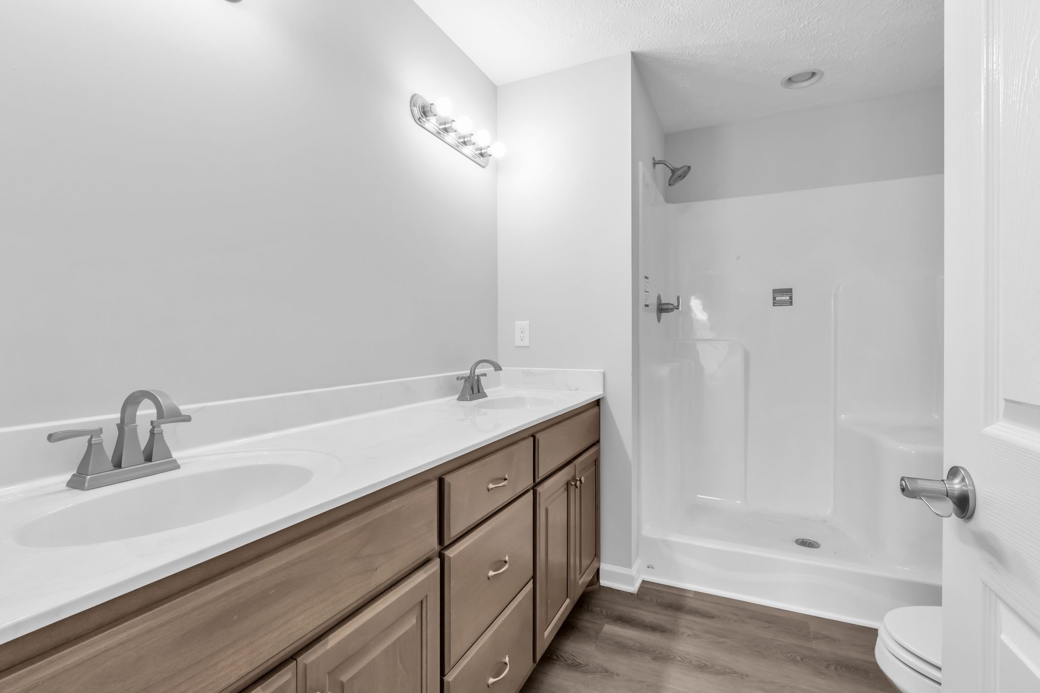 53 Sunset Falls Road Tullahoma TN 37388