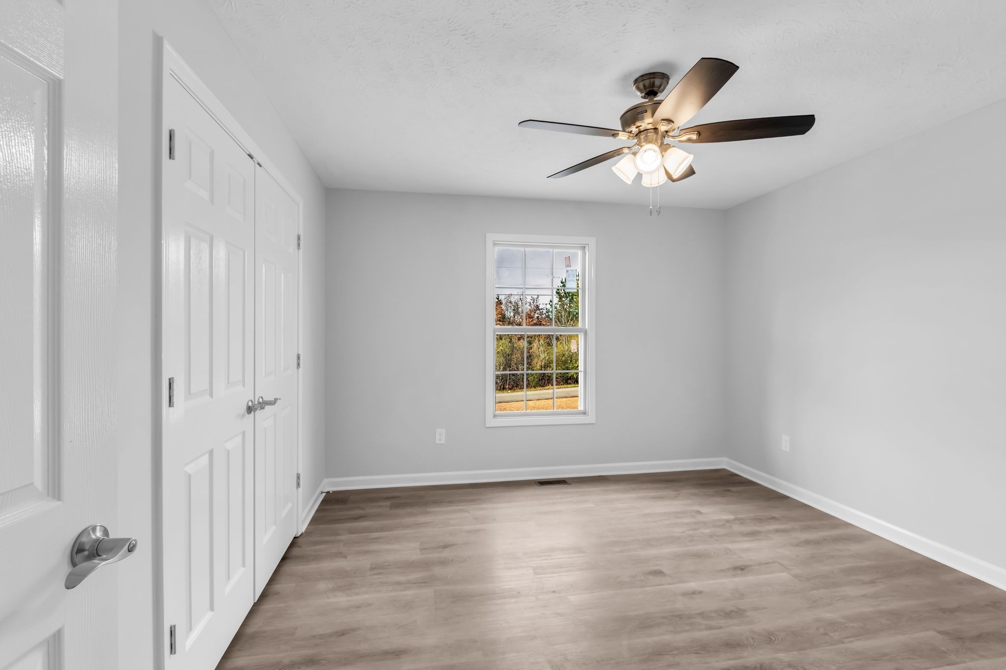 53 Sunset Falls Road Tullahoma TN 37388