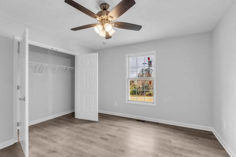 53 Sunset Falls Road Tullahoma TN 37388